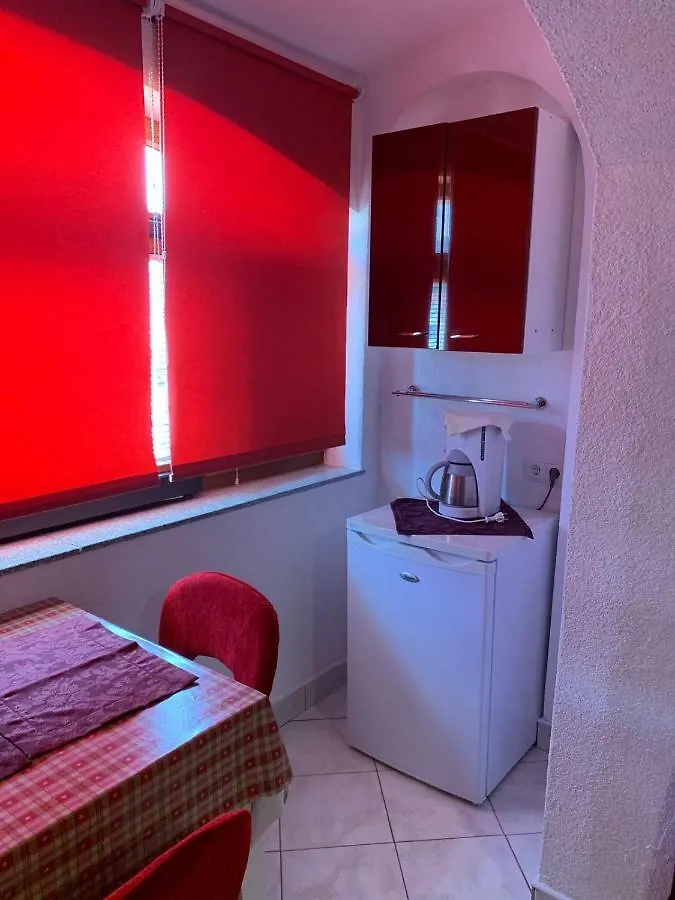 Apartment Vila Tesmija Baška Kroatien
