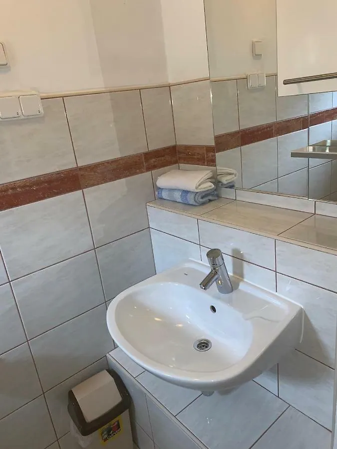 Vila Tesmija Baška 0*,  Kroatien