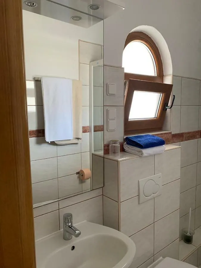 Vila Tesmija Baška