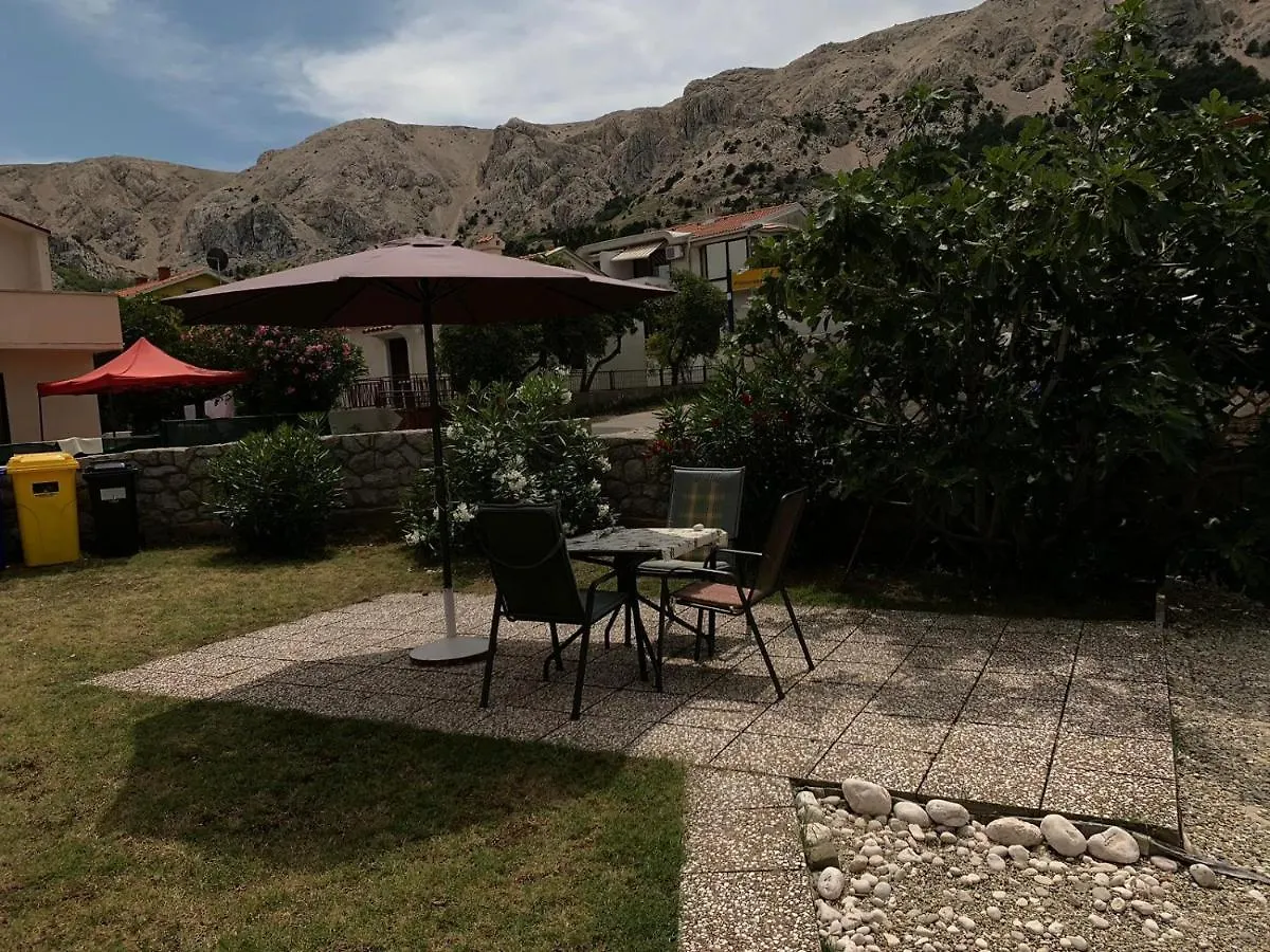 Apartment Vila Tesmija Baška
